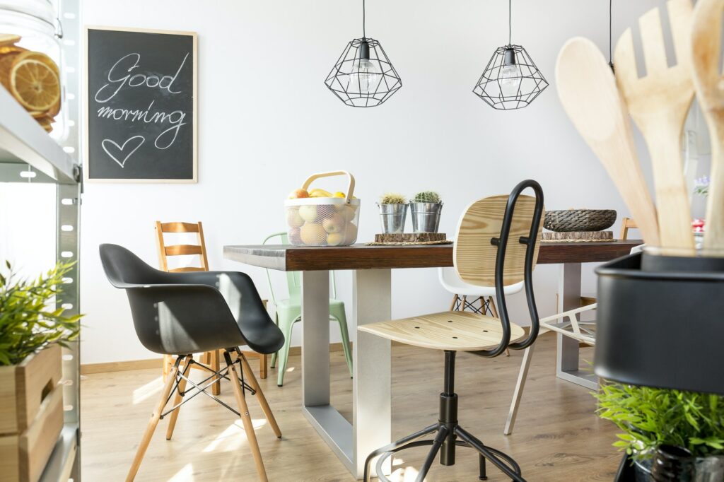 Dining room with furniture